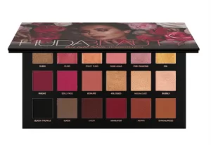 HUDA BEAUTY Rose Gold Remastered Eyeshadow Palette 70,95€ sephora.gr