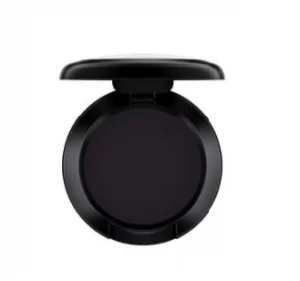 MAC Cosmetics Eyeshadow CARBON 22€ maccosmetics.gr